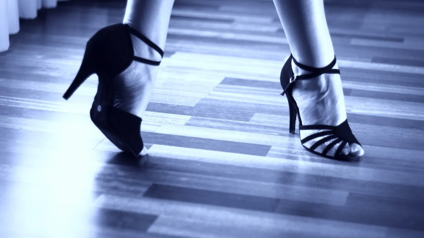 Illustration from the Salsa Dance LA blog