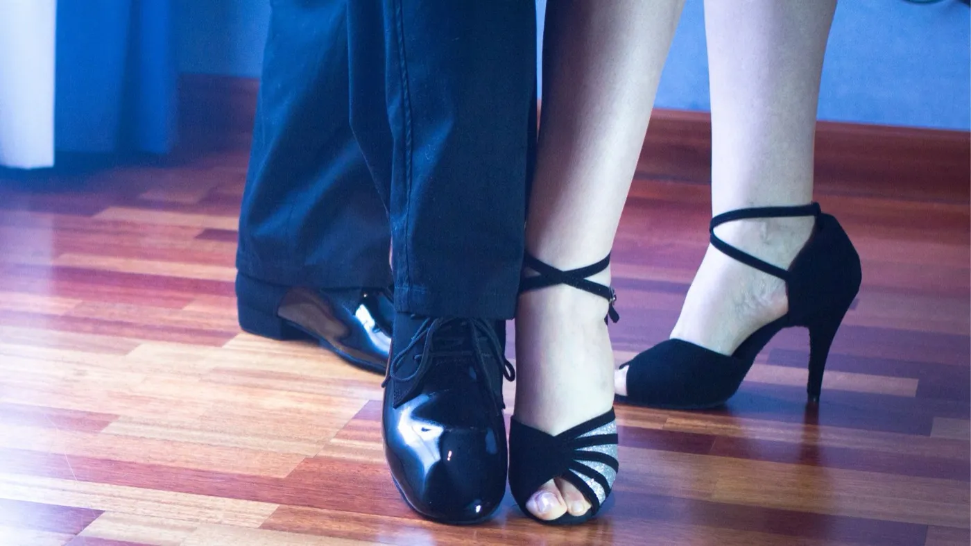 Illustration from the Salsa Dance LA blog